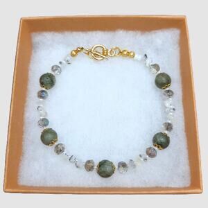 Green Labradorite Beaded Bracelet Artisan Made Moonstone Chips Gold Tone New